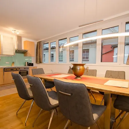 Apartment Penthouse Seven By In One Zell am See