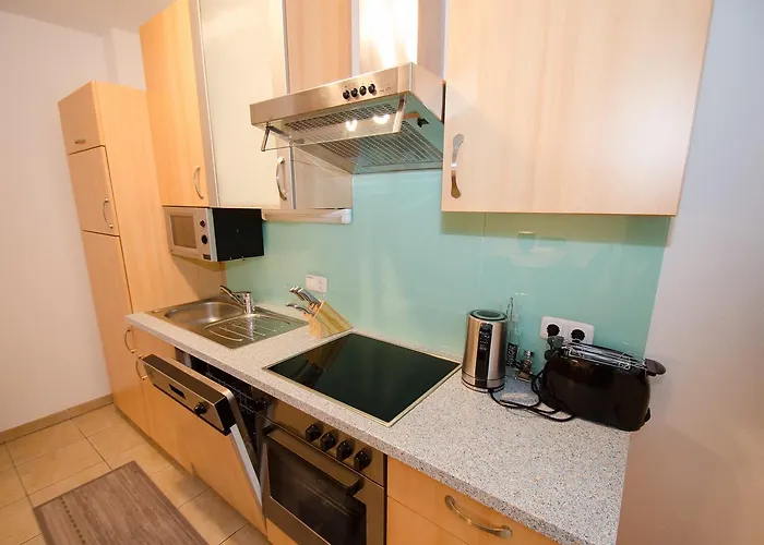 Penthouse Seven By In One