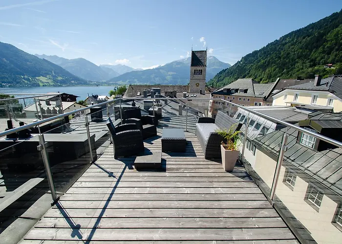 Penthouse Seven By In One